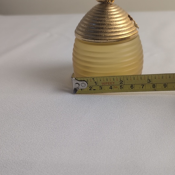 AVON VINTAGE BEEHIVE - Picture 5 of 5